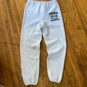1996 vintage men’s Russell sweatpants